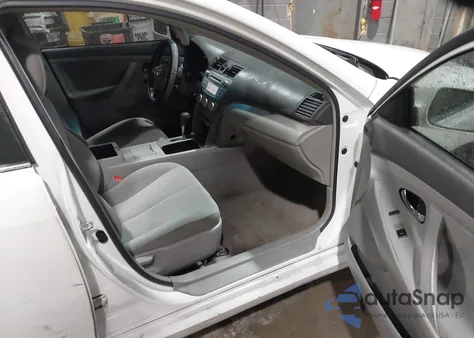 2011 Toyota Camry Le from USA, damaged, VIN 4T1BF3EK9BU696979